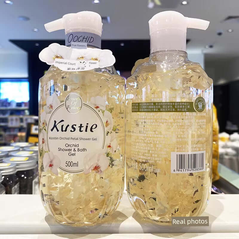 Kustie Essence Cherry Blossom Petal Shower Gel - Cindorium